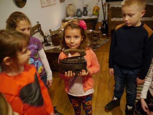  Grafika #4: Lekcja Muzealna Kaszuby jak malowane grafika