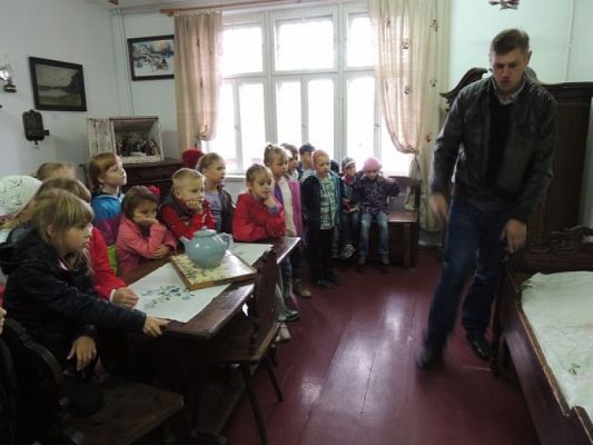  Grafika #1: Pamiątki z przeszłości – kaszubska wycieczka do Chmielna i Kartuz grafika