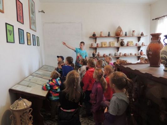  Grafika #6: Pamiątki z przeszłości – kaszubska wycieczka do Chmielna i Kartuz grafika