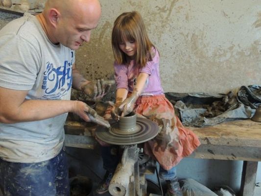  Grafika #13: Pamiątki z przeszłości – kaszubska wycieczka do Chmielna i Kartuz grafika