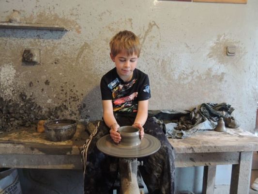  Grafika #16: Pamiątki z przeszłości – kaszubska wycieczka do Chmielna i Kartuz grafika