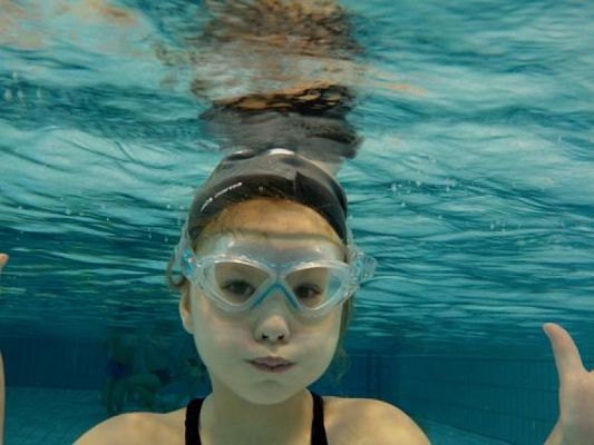  Grafika #5: Podwodne zdjęcia - fotorelacja z zajęć na basenie grafika