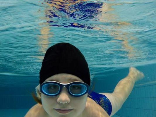  Grafika #23: Podwodne zdjęcia - fotorelacja z zajęć na basenie grafika