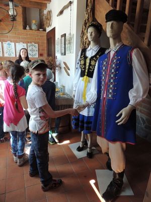  Grafika #8: WIZYTA W BASZCIE NR 27 grafika