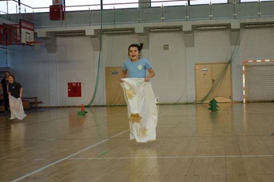  Grafika #5: LĘBORSKIE PIERWSZAKI TO FAJNE DZIECIAKI grafika