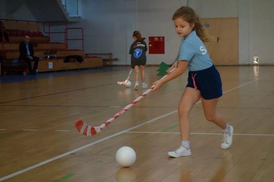  Grafika #10: LĘBORSKIE PIERWSZAKI TO FAJNE DZIECIAKI grafika