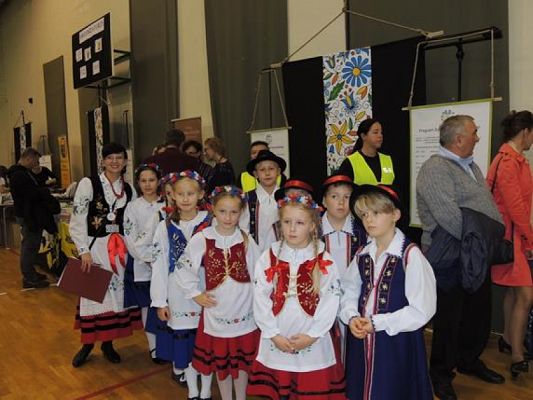 Grafika #0: ,,Lęborskie Słoneczka w Słupsku grafika