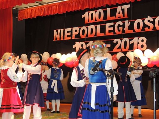 Grafika #6: Występ kaszubski w GOK-u w Potęgowie grafika