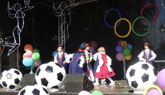 Grafika #1: WYSTĘP KASZUBSKI W CHARBROWIE grafika