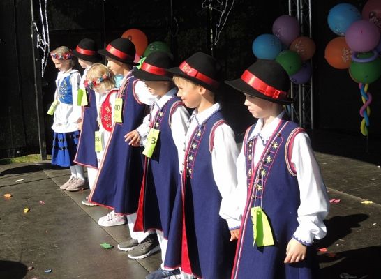 Grafika #6: WYSTĘP KASZUBSKI W CHARBROWIE grafika