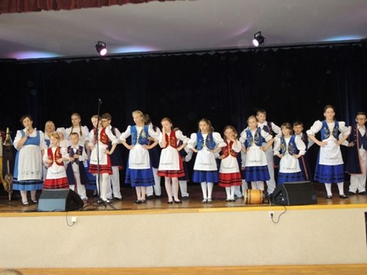 Grafika #17: WYSTĘP KASZUBSKI W GMINNYM OŚRODKU KULTURY i SPORTU W WICKU grafika