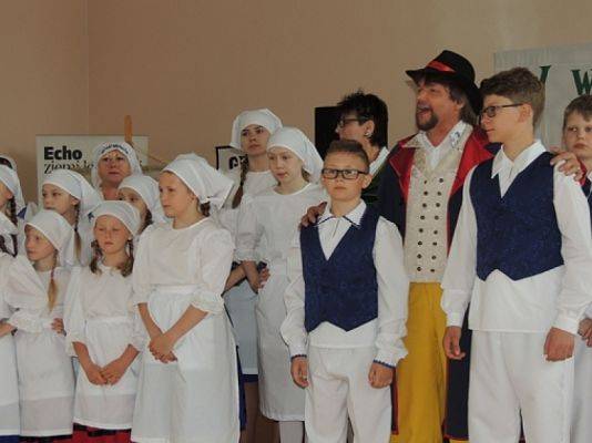 Grafika #4: ,,LĘBORSKIE SŁONECZKA w Specjalnym Ośrodku Szkolno –Wychowawczym w Lęborku grafika