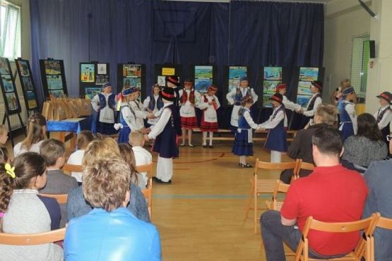 Grafika #4: ,,LĘBORSKIE SŁONECZKA na gali finałowej konkursu ,,Kaszuby jak malowane grafika