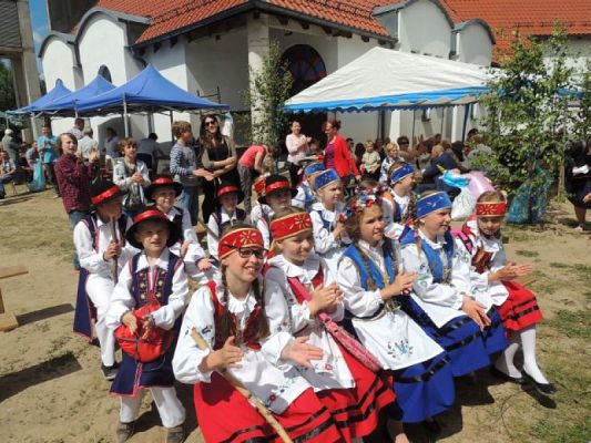 Grafika #5: Lęborskie Słoneczka na Festynie Rodzinnym w Mostach grafika