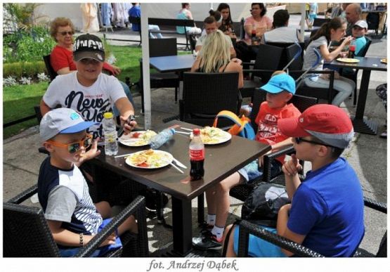  Grafika #3: Lęborskie Słoneczka w Sopocie grafika