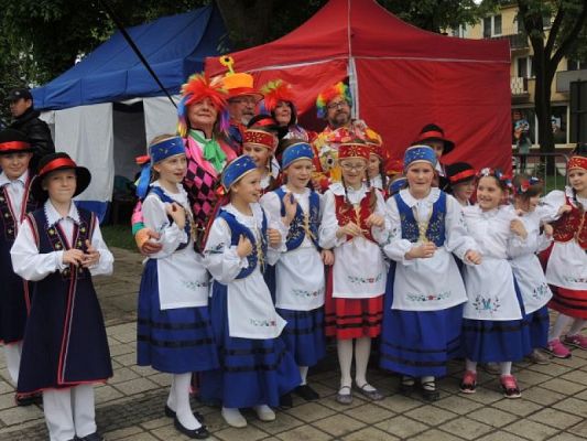  Grafika #2: Lãbòrsczé Słunuszka z występem na Placu Pokoju grafika