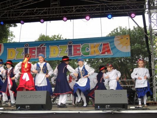  Grafika #10: Lãbòrsczé Słunuszka z występem na Placu Pokoju grafika