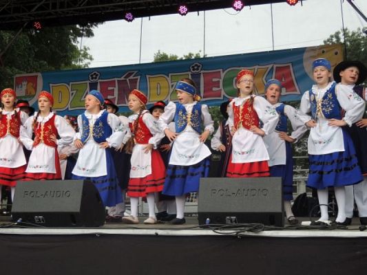  Grafika #13: Lãbòrsczé Słunuszka z występem na Placu Pokoju grafika