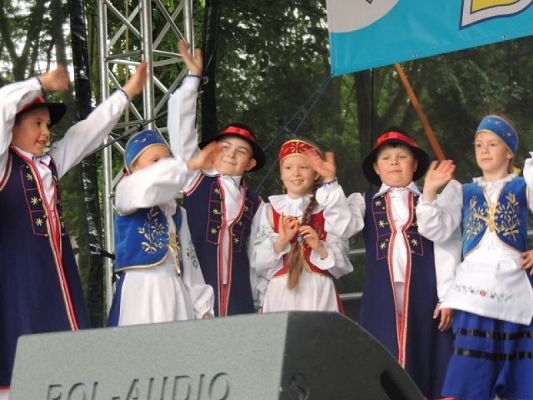  Grafika #15: Lãbòrsczé Słunuszka z występem na Placu Pokoju grafika