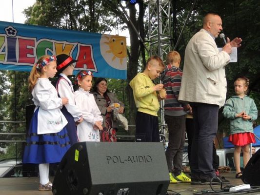  Grafika #18: Lãbòrsczé Słunuszka z występem na Placu Pokoju grafika