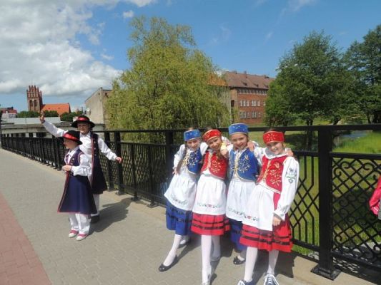  Grafika #1: Kaszubski występ w lęborskim Zespole Szkół Mechanicznych grafika