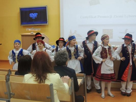  Grafika #9: Kaszubski występ w lęborskim Zespole Szkół Mechanicznych grafika
