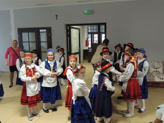  Grafika #2: Z wizytą w Domu Seniora Magnolia grafika