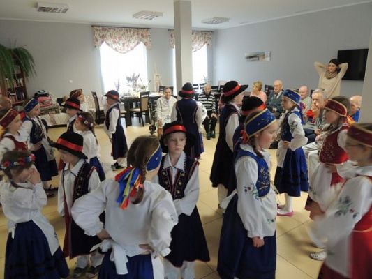  Grafika #6: Z wizytą w Domu Seniora Magnolia grafika