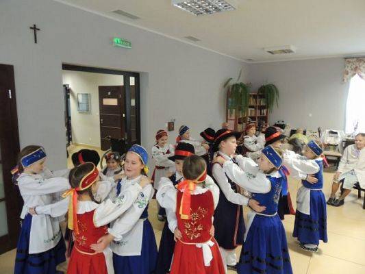  Grafika #8: Z wizytą w Domu Seniora Magnolia grafika