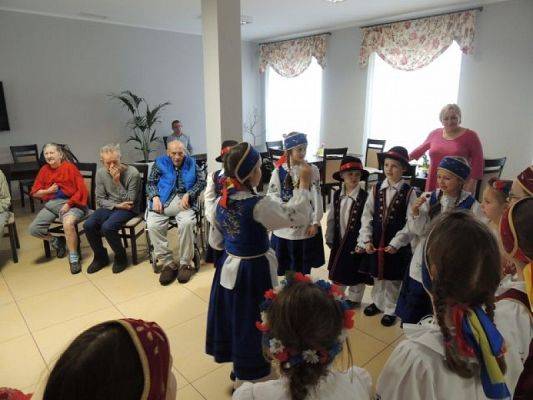  Grafika #9: Z wizytą w Domu Seniora Magnolia grafika