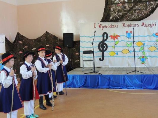  Grafika #2: "LÃBÒRSCZÉ SŁUNUSZKA" W SPECJALNYM OŚRODKU SZKOLNO - WYCHOWAWCZYM W LĘBORKU grafika