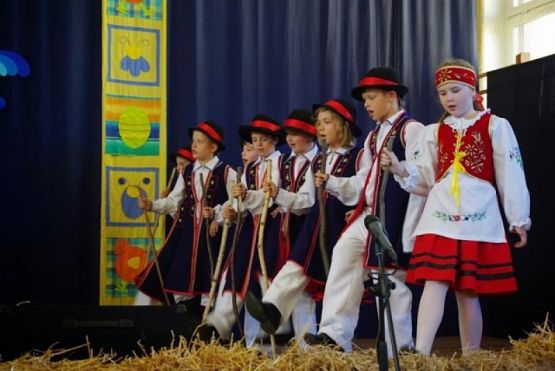  Grafika #8: KASZËBSCZI DZÉŃ W SŁÉPSKÙ grafika