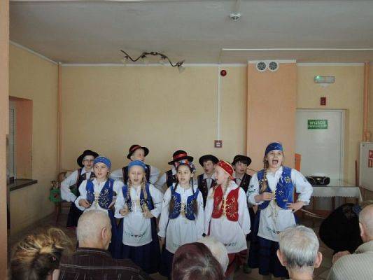  Grafika #2: "LÃBÒRSCZÉ SŁUNUSZKA" W DOMU POMOCY SPOŁECZNEJ NR 1 W LĘBORKU grafika