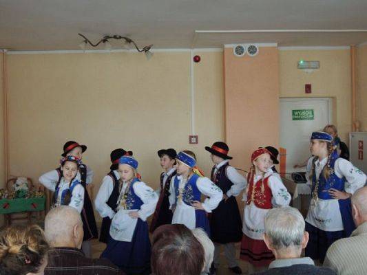  Grafika #8: "LÃBÒRSCZÉ SŁUNUSZKA" W DOMU POMOCY SPOŁECZNEJ NR 1 W LĘBORKU grafika