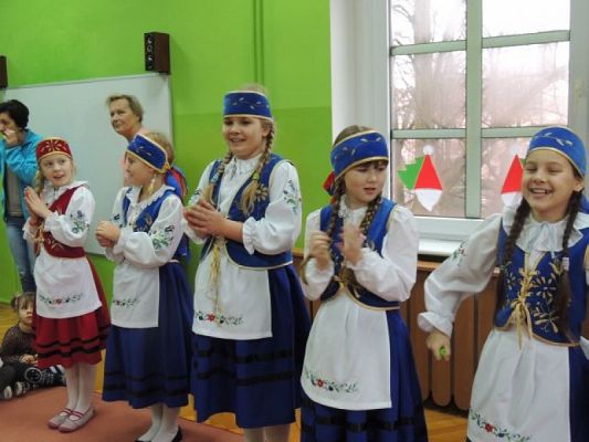  Grafika #1: "LÃBÒRSCZÉ SŁUNUSZKA U PRZEDSZKOLAKÓW grafika