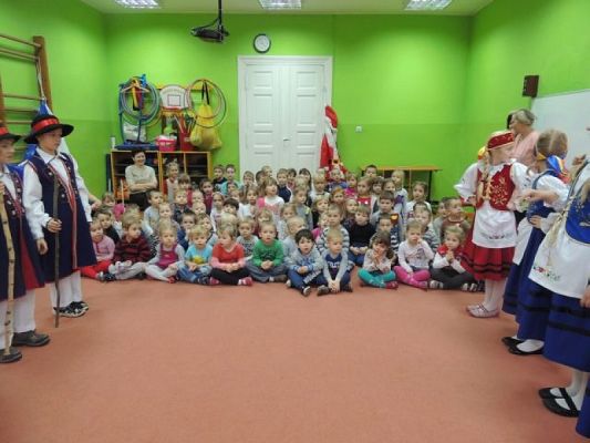  Grafika #2: "LÃBÒRSCZÉ SŁUNUSZKA U PRZEDSZKOLAKÓW grafika