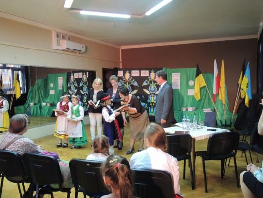  Grafika #3: POWIATOWY KONKURS RECYTATORSKI LITERATURY KASZUBSKIEJ "Rodnô Mòwa" 2013 grafika