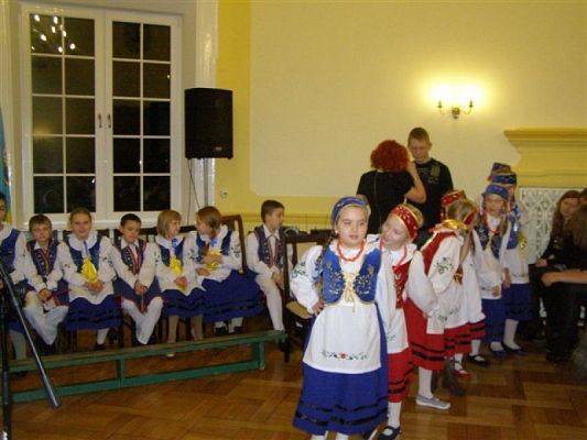  Grafika #0: "LÃBÒRSCZÉ SŁUNUSZKA W STAROSTWIE POWIATOWYM grafika