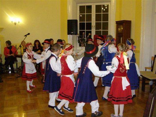  Grafika #2: "LÃBÒRSCZÉ SŁUNUSZKA W STAROSTWIE POWIATOWYM grafika