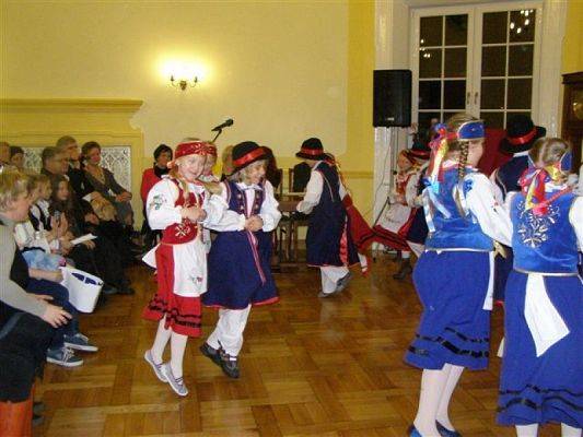  Grafika #3: "LÃBÒRSCZÉ SŁUNUSZKA W STAROSTWIE POWIATOWYM grafika