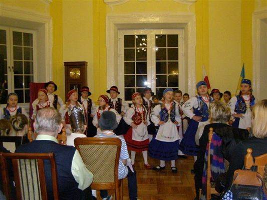  Grafika #4: "LÃBÒRSCZÉ SŁUNUSZKA W STAROSTWIE POWIATOWYM grafika