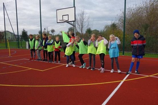  Grafika #18: UROCZYSTE OTWARCIE BOISKA SZKOLNEGO grafika