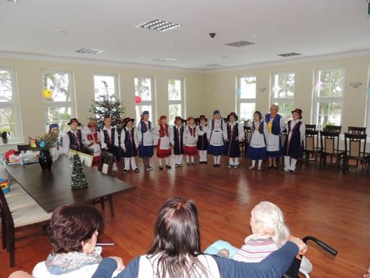  Grafika #5: Z WIZYTĄ W DOMU SENIORA "ZIELONE WZGÓRZE" W ŁĘCZYCACH grafika