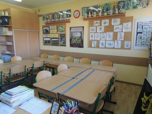  Grafika #4: Sala nr 33 grafika