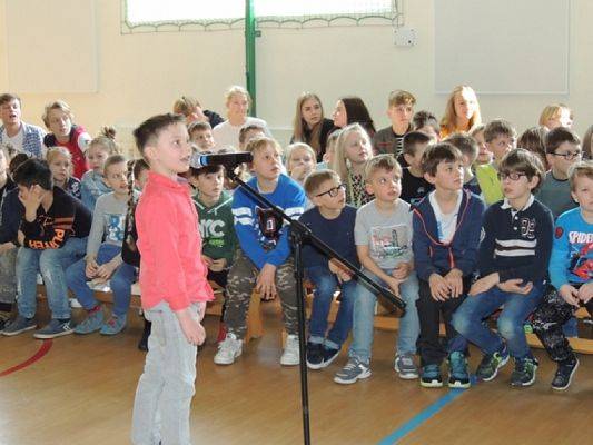  Grafika #0: Karaoke in English grafika