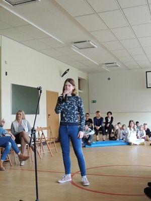  Grafika #1: Karaoke in English grafika