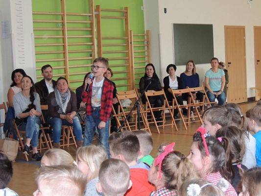  Grafika #4: Karaoke in English grafika