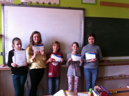  Grafika #0: Wyniki Olimpiady PIONIER 2014 grafika