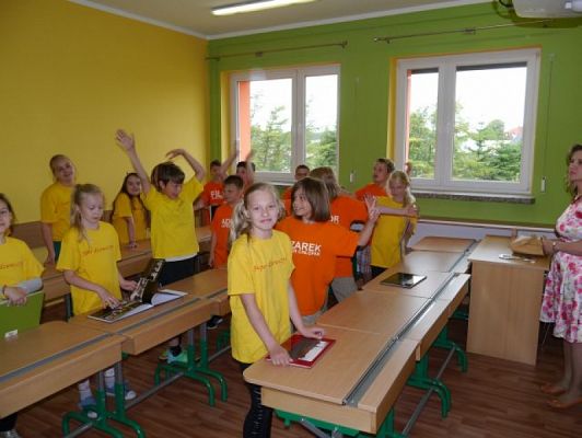 Grafika #11: ŻEGNAJ TRZECIA KLASO! grafika