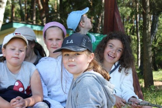 Grafika #4: BAZA OBOZOWA "RÓŻA WIATRÓW" W SZKLANEJ HUCIE grafika